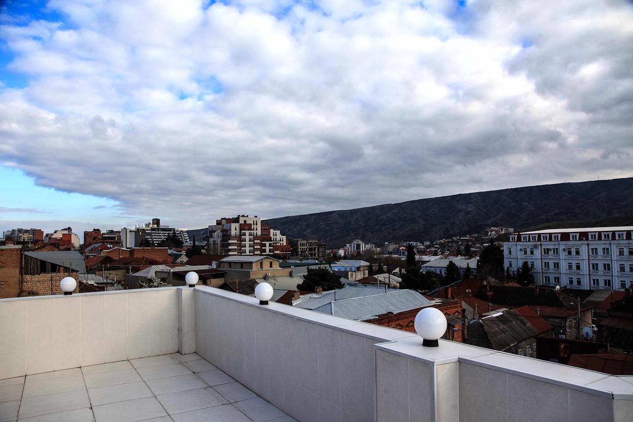 Green Hotel Tbilisi Exterior photo